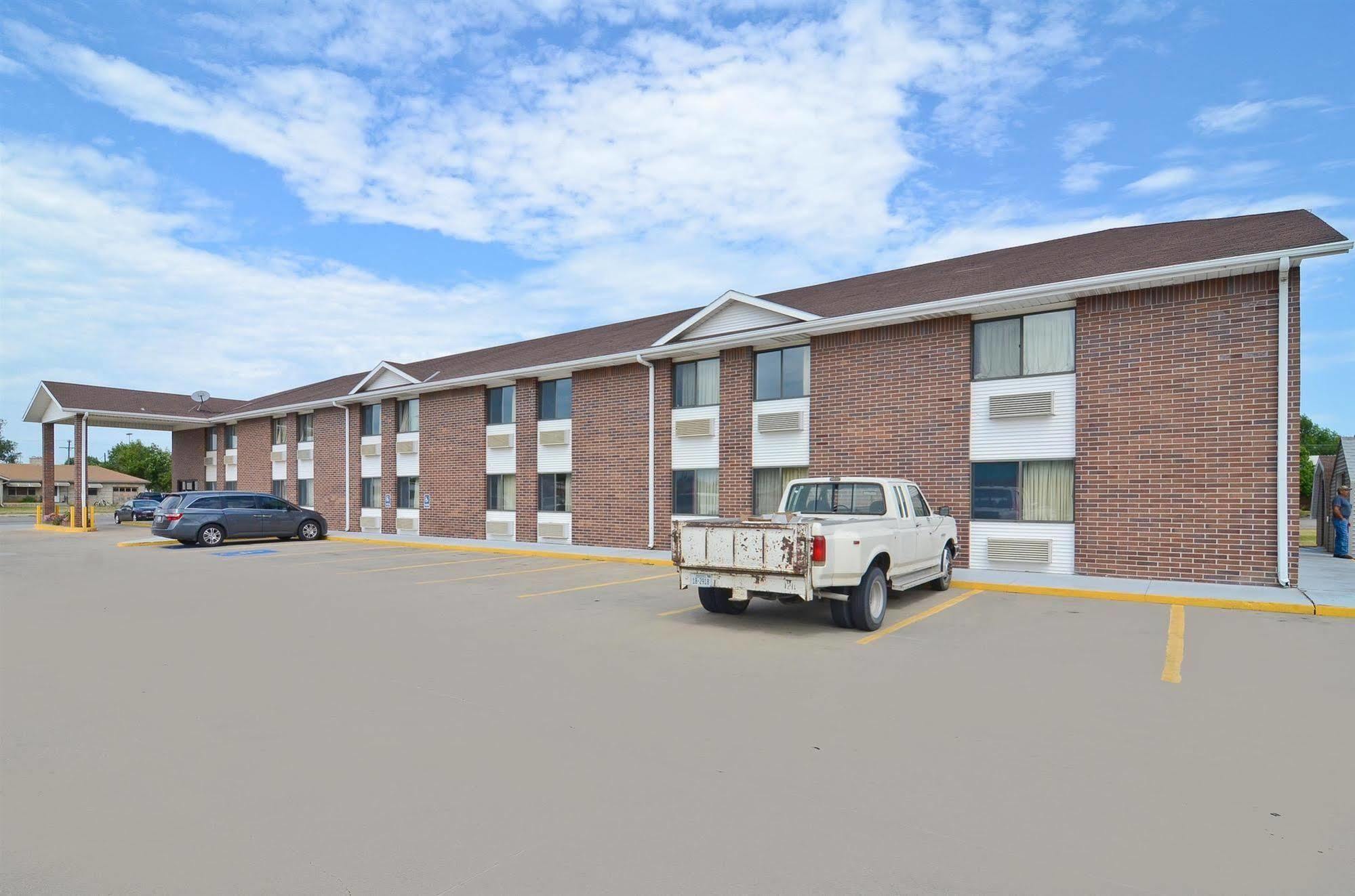 Econo Inn Columbus Exterior photo